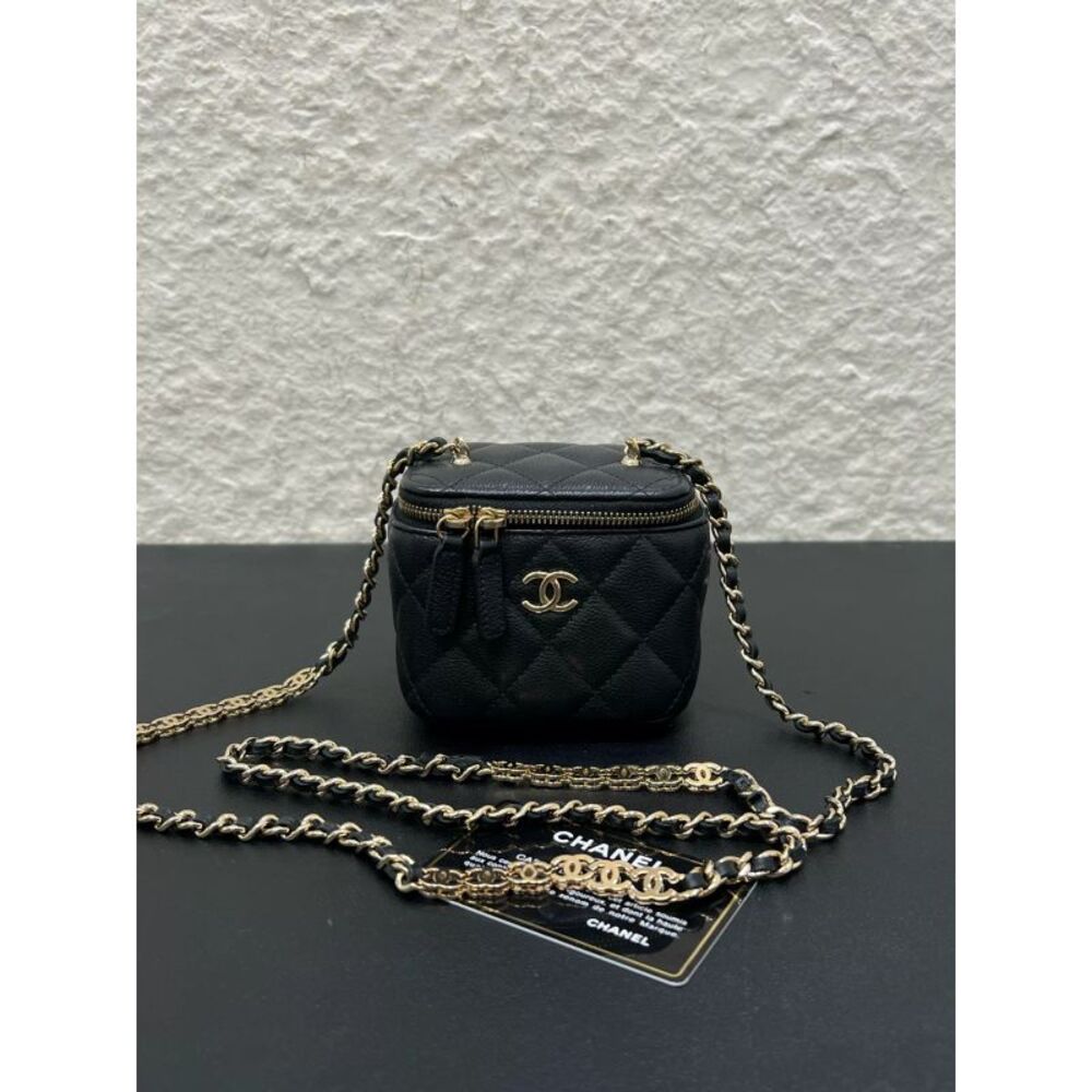 Chanel Women Pre-Loved Bag Very Good Condition